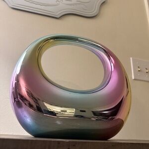 Akira Metallic Clutch